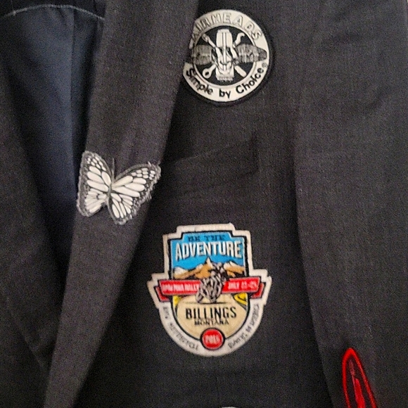 Kenneth cole new york vintage collectable blazer with logos on it looks good 👍 - Picture 6 of 15